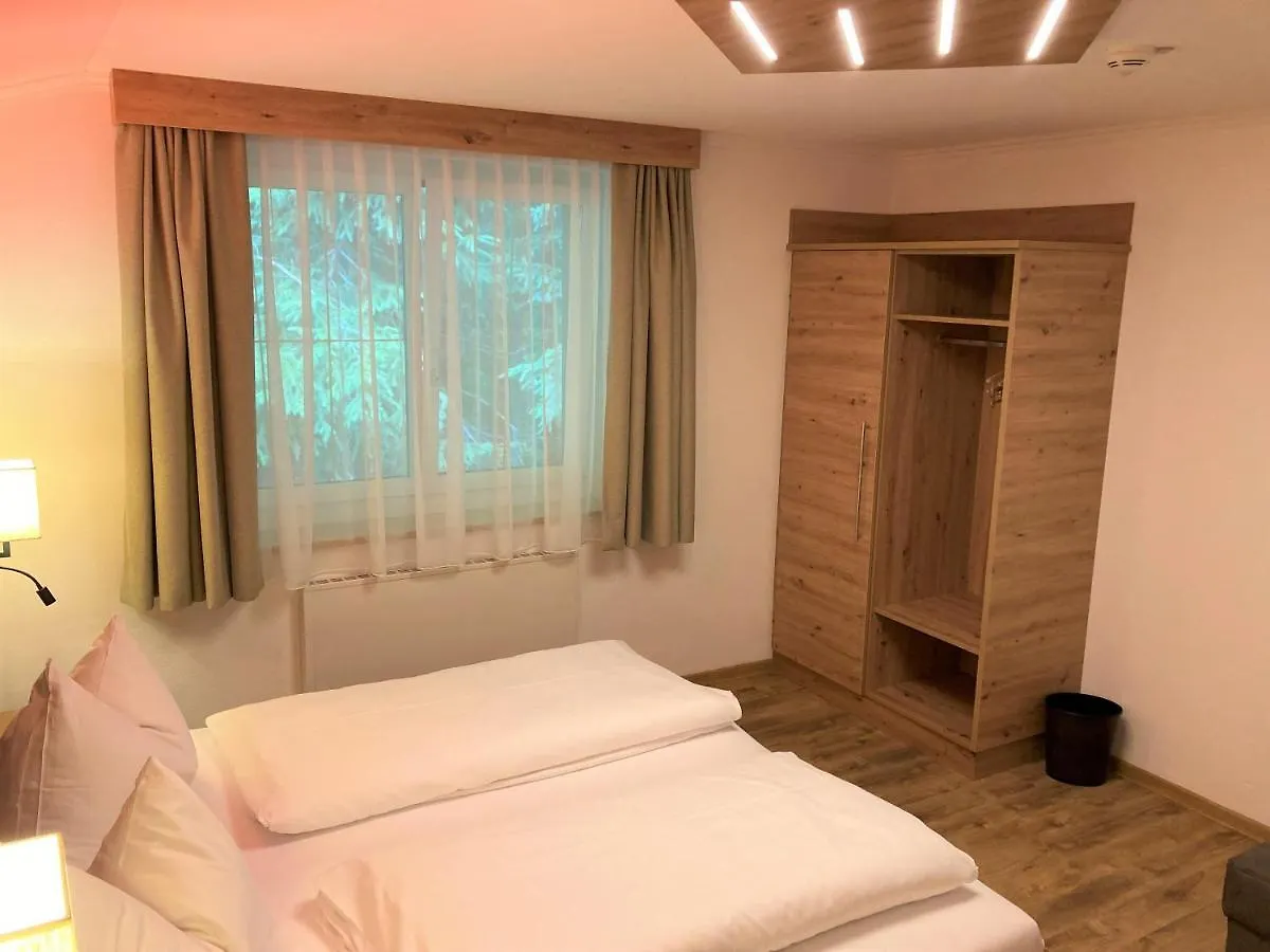 Hotel Garni Siegmundshof - Inclusive Joker Card Im Sommer Σάαλμπαχ-Χίντεργκλεμ Bed and Breakfast