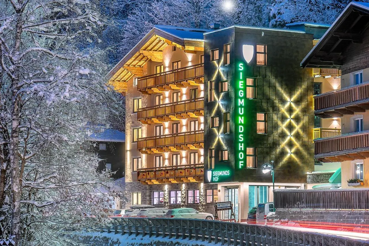 זאלבך הינטרגלם Hotel Garni Siegmundshof - Inclusive Joker Card Im Sommer לינה וארוחת בוקר זאלבך הינטרגלם