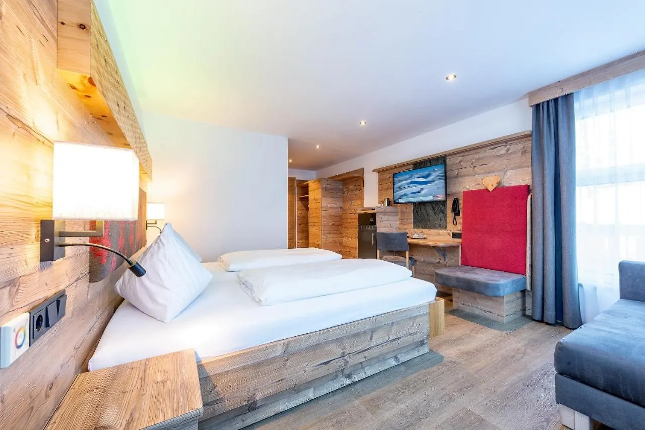 Couette-café Hotel Garni Siegmundshof - Inclusive Joker Card Im Sommer
